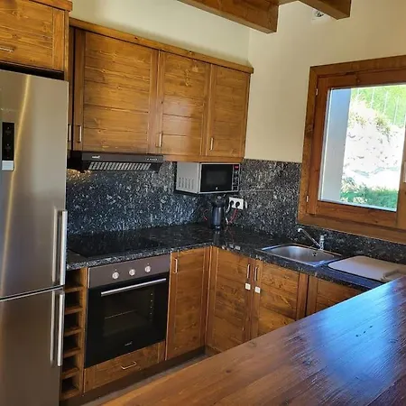 Casa Con Gran Tranquilidad Y Espacio アングストリンヌ