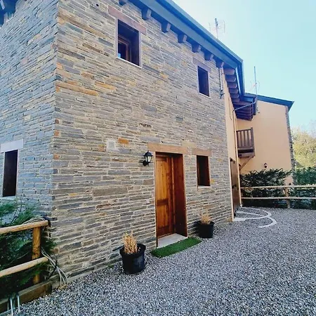 Casa Con Gran Tranquilidad Y Espacio